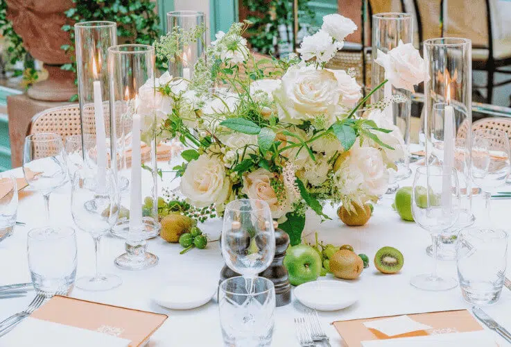 Your ultimate guide to tablescaping for small intimate events 5 Tablescaping guide