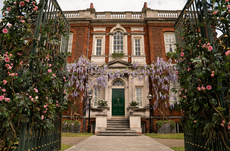 Wisteria wedding trend